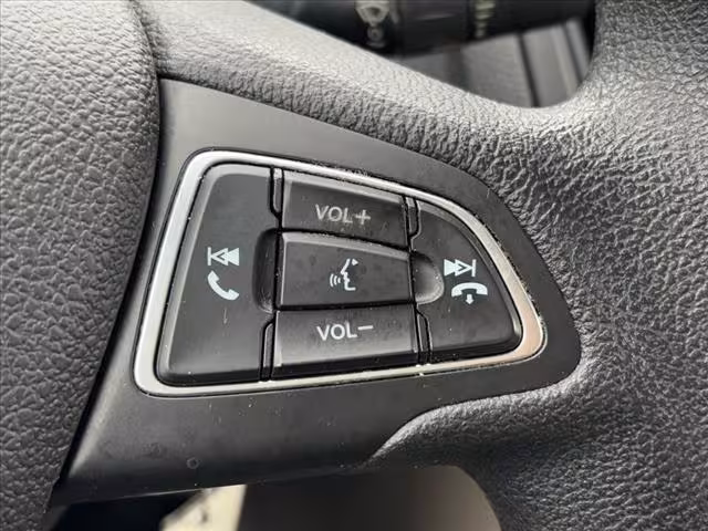 2018 Ford Focus - 1FADP3F26JL285123 - Image #25