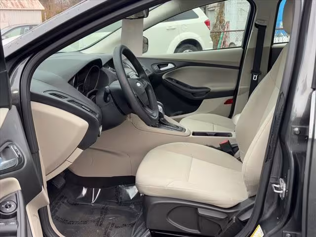2018 Ford Focus - 1FADP3F26JL285123 - Image #12